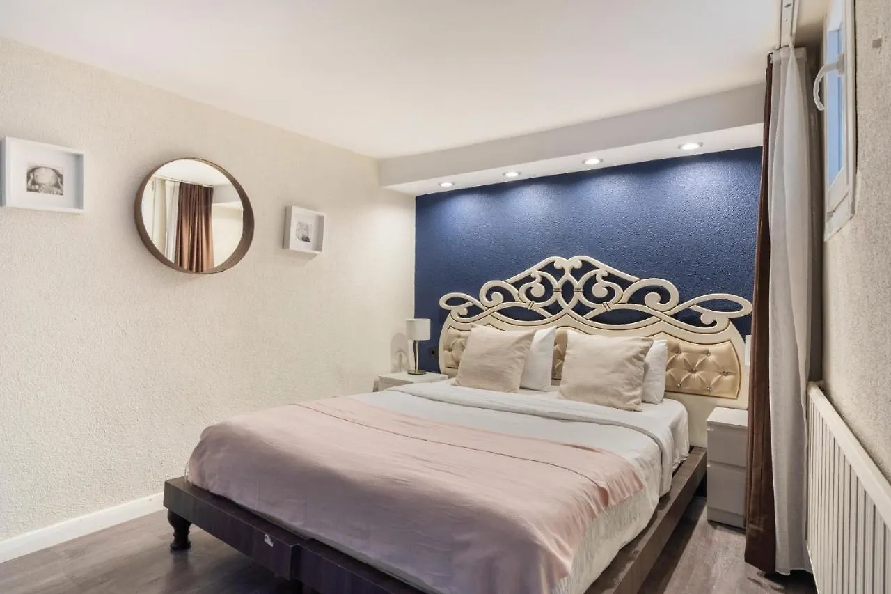 Refreshing Duplex Flat With Jacuzzi In Sisli Lejlighed Istanbul